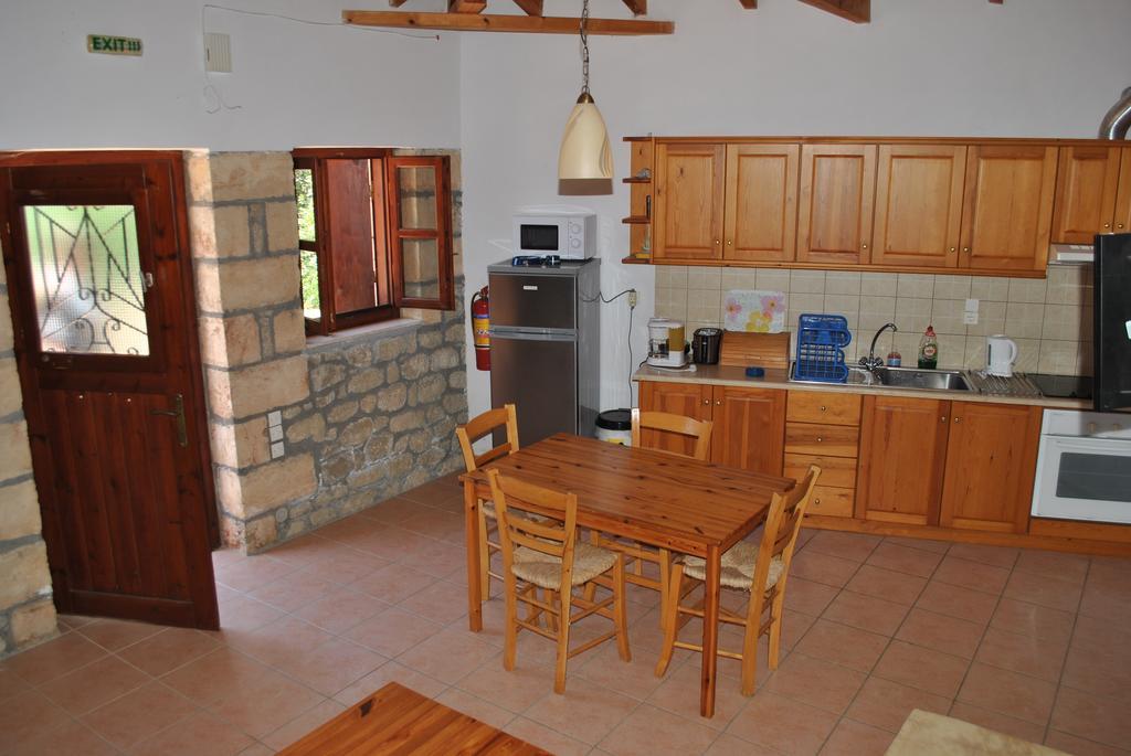Vila Armonia Stoúpa Pokoj fotografie
